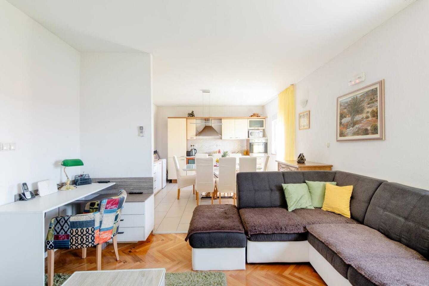Appartamento Apartman Jam Solin Esterno foto
