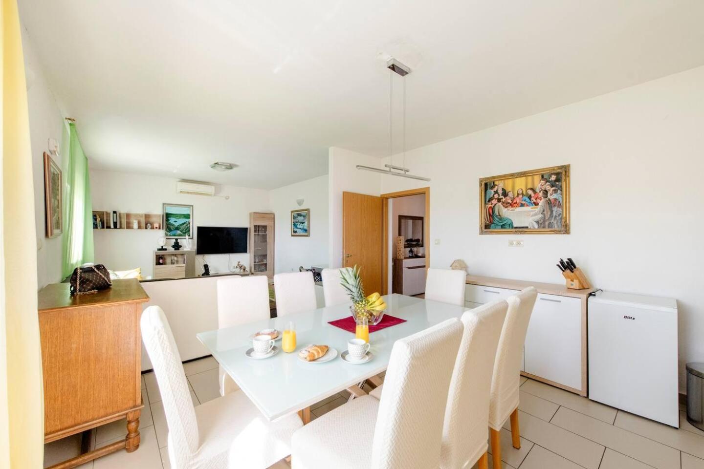Appartamento Apartman Jam Solin Esterno foto