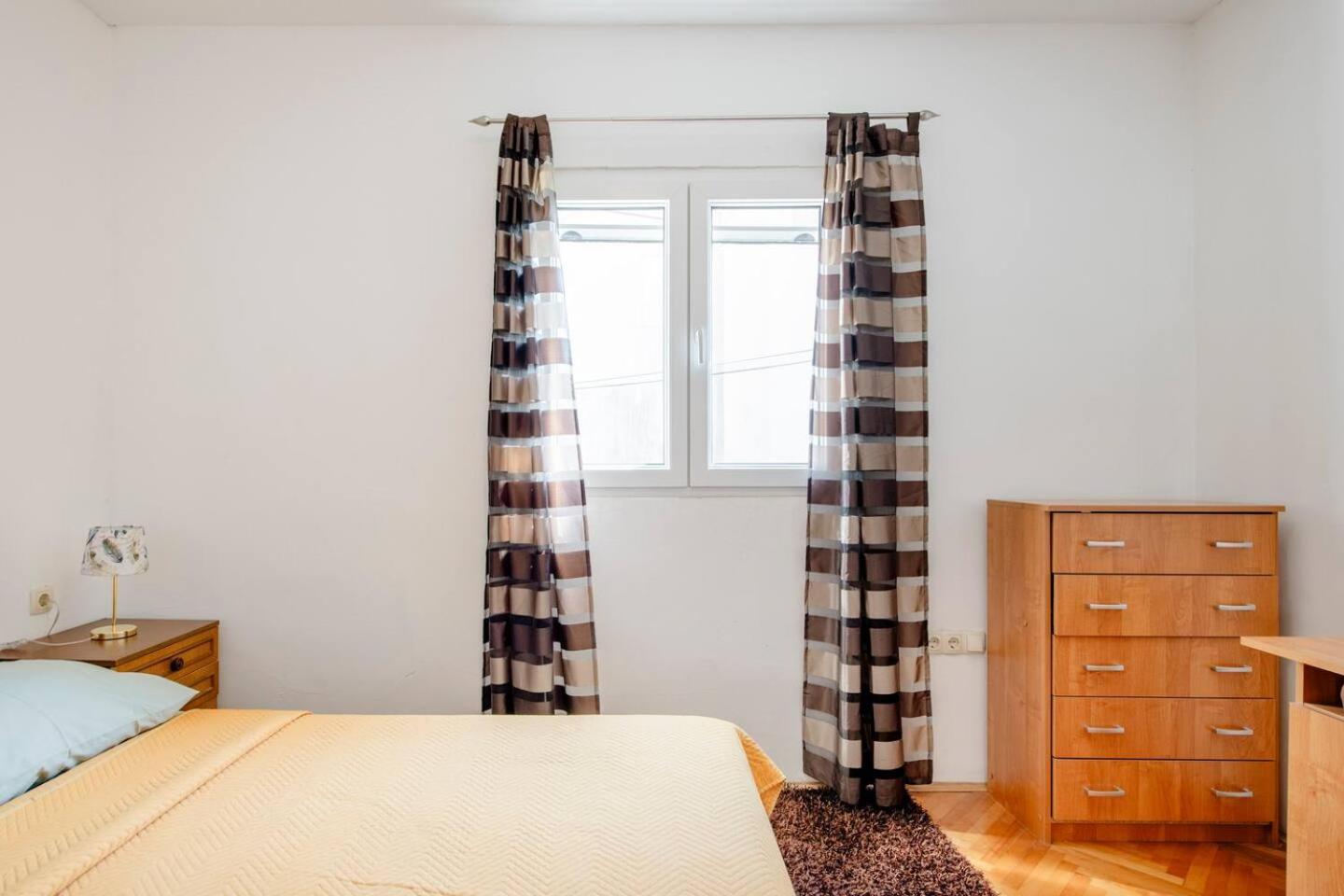 Appartamento Apartman Jam Solin Esterno foto