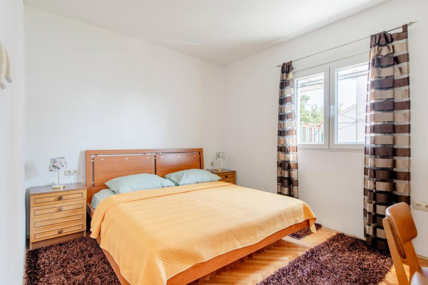 Appartamento Apartman Jam Solin Esterno foto
