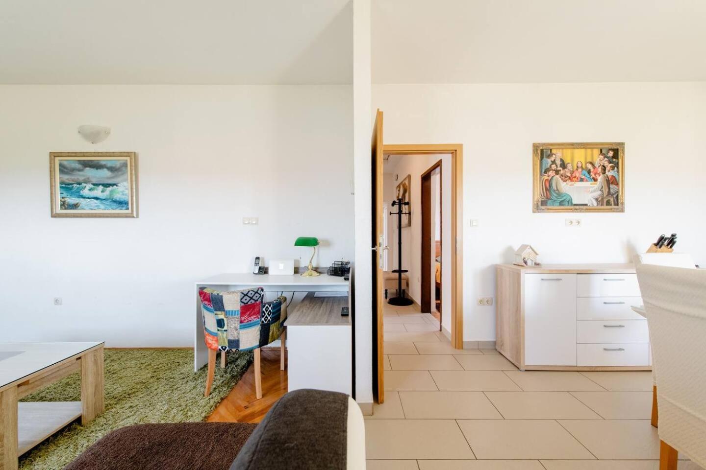 Appartamento Apartman Jam Solin Camera foto